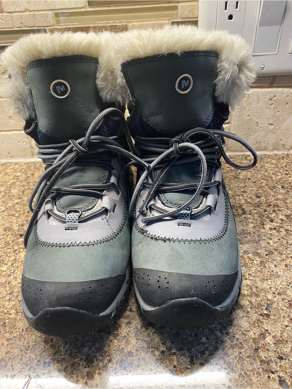Merrell Women's Gray and Black Faux Fur Lined Winter Boots
